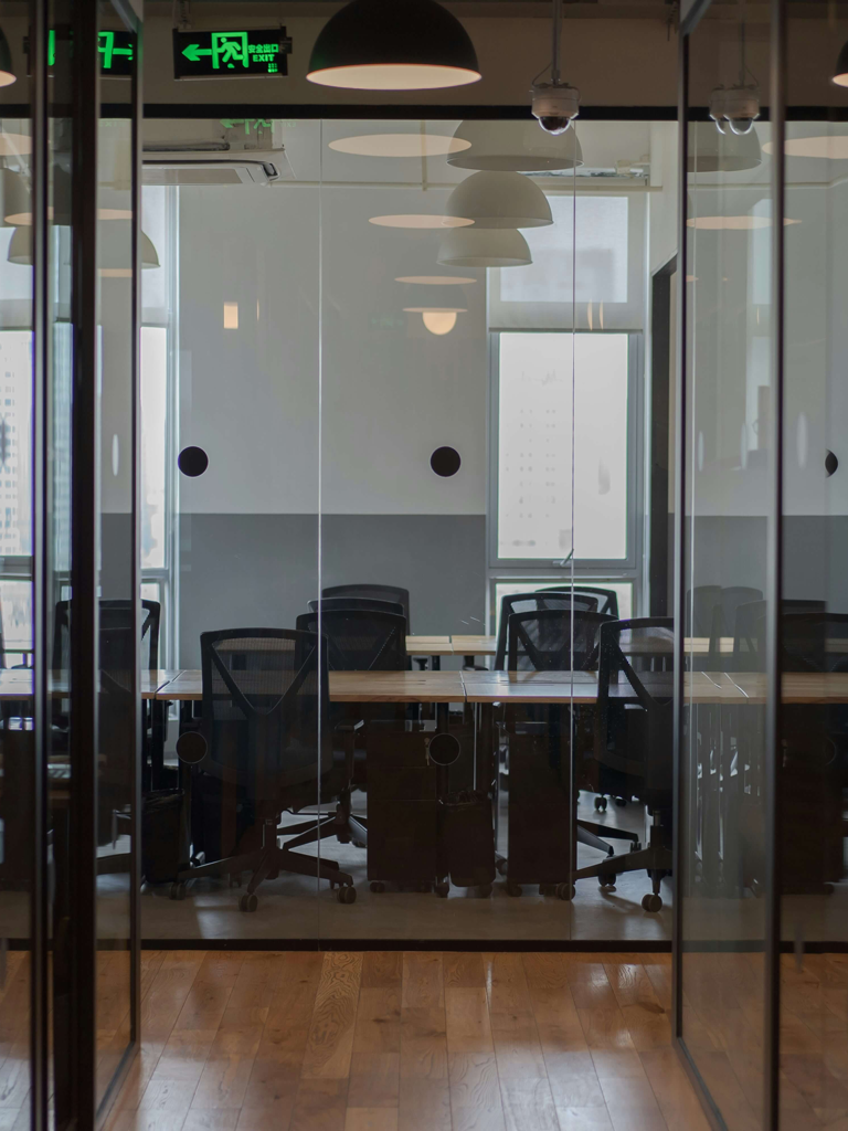 Cloisons de bureau en verre