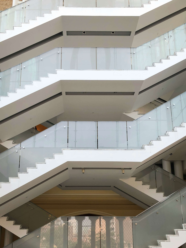 Garde-corps en verre pour escalier